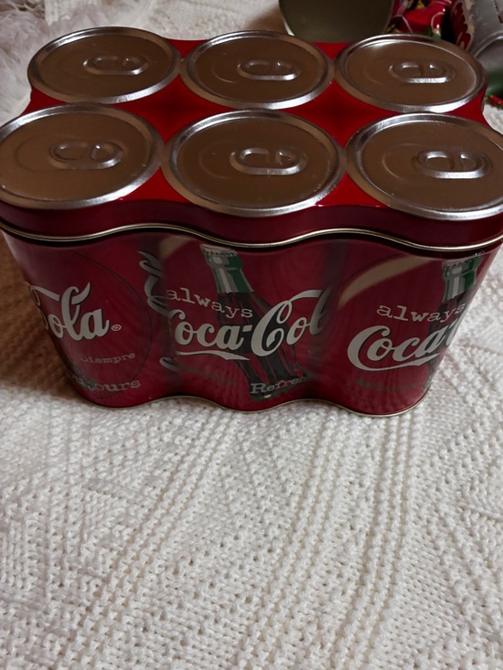 Coca Cola Other - Coca-Cola Red Six-Can Metal Tin Display